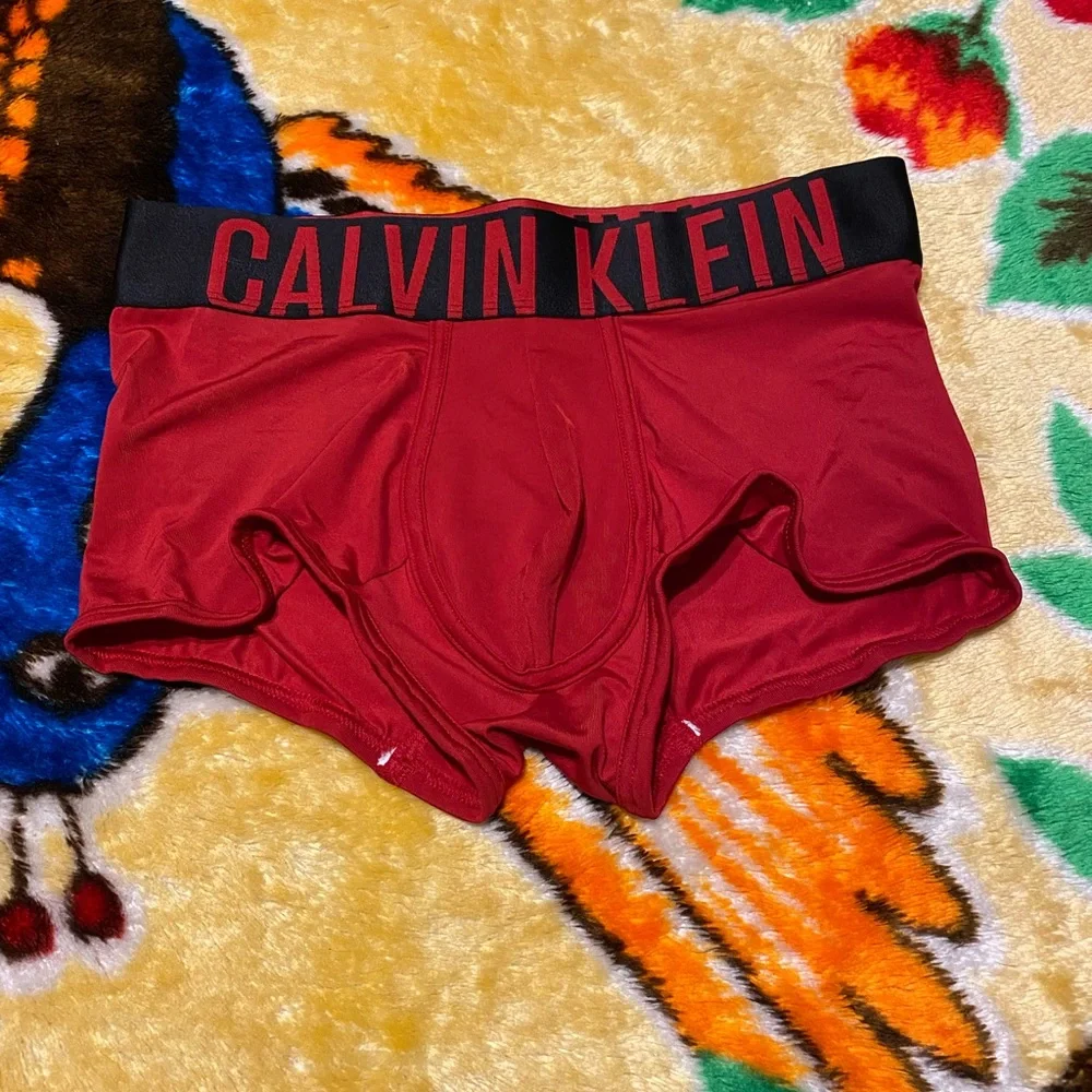 Size S red - Picture 2 of 5